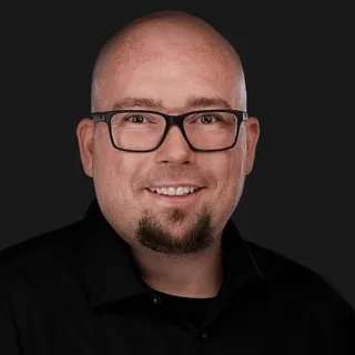Photo of Matthew Harris